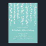 Modern födelsedagsfest för gnistrablåttsweet inbjudningar<br><div class="desc">Starta ditt dottersweet sixteenparty av höger med vår härliga gardin av inbjudan för partyet för vitljussweet sixteen. Våra för partyinbjudan för snyggten och för contemporaryn söta 16 särdrag stränger av att blinka vitljus som sparkling på en nätt mjuk blåttbakgrund. Bläddra inbjudan över att finna en matcha baksida för ett extra...</div>