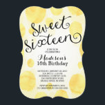 Modern Födelsedagsfest för vattenfärg, Sweet sixte Inbjudningar<br><div class="desc">Starta dina döttrar sweet sixteen party från högerna med vår vackra sweet sixteen och finare-manusbjudan. Vår snyggt och contemporary, söta 16-partiinbjudan, har en modern teckenuppsättning på en vacker gult, kondenserad vattenfärgsbakgrund Vänd inbjudan om du vill hitta en matchning för en speciell pekpenna från extra. Finns i vår butik i många...</div>