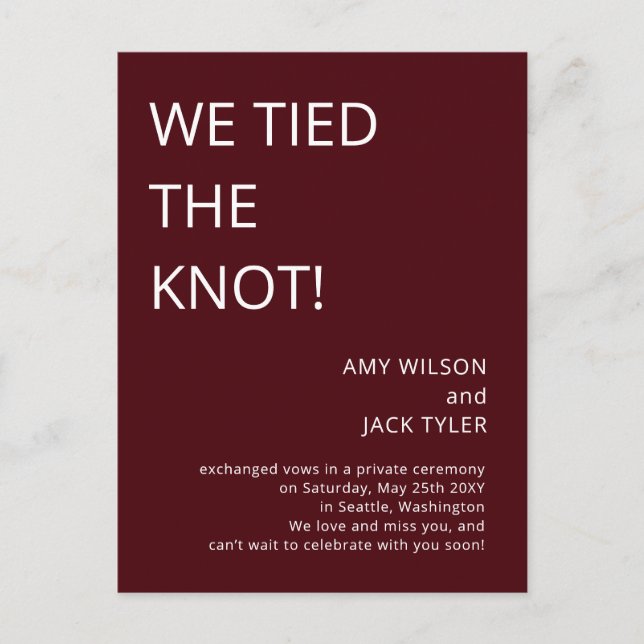 Modern förklaring från Rustic Burgundy Bröllop Vykort (Framsida)
