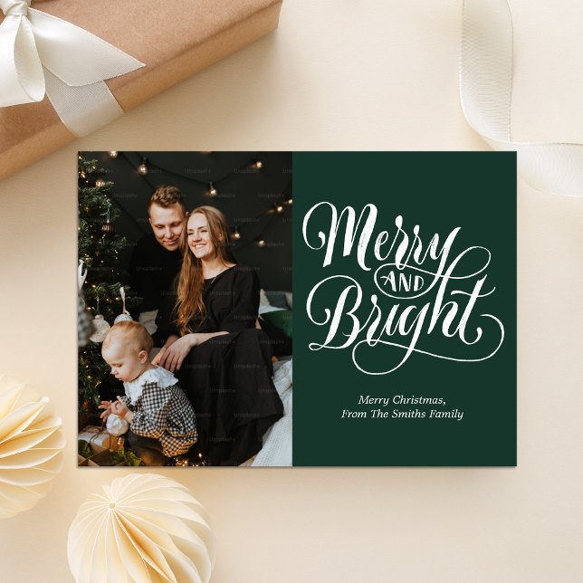 Modern foto för merry och Bright Grönt Calligraphy Julkort (Skapare uppladdad)