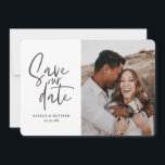 Modern fotografisk blommigt bröllop spara datum spara datumet<br><div class="desc">Modern fotografisk blommigt bröllop spara datum. Lila,  nyp,   och grönt. Modern tar över bröllop med manuskript.</div>