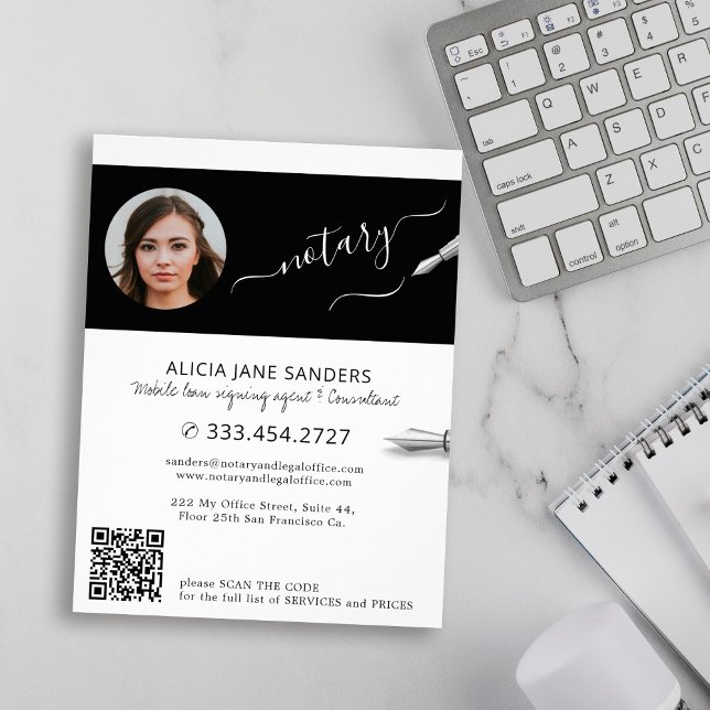 Modern fotonotarie som undertecknar agent QR Reklamblad (Skapare uppladdad)