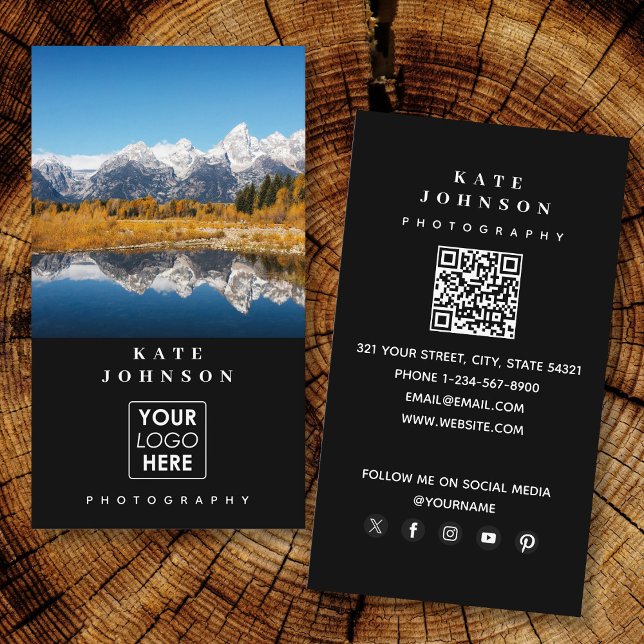 Modern fotoskrivare Logotyp QR Code Social Media Visitkort (Modern Photographer Logo QR Code Social Media Business Card)