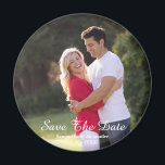 Modern fotospara datum magnet<br><div class="desc">Modern minimalistisk bild sparar datumet. Photo kredit Photography © Storytree Studios,  Stanford,  CA.</div>