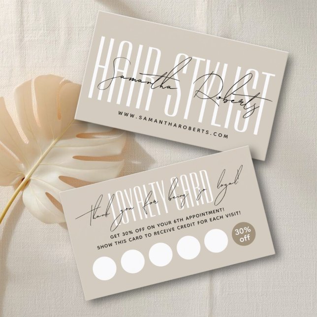 Modern frisör script typografi beige lojalitetskort (Skapare uppladdad)