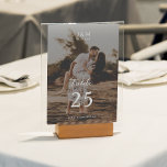 Modern Fullt Photo Monogram Bröllop Bordsnummer<br><div class="desc">Bordsnumret Modern Script Fullt Photo Monogram Bröllop.</div>