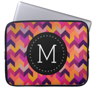 Modern Geometric Chevron Black Monogram Laptop Fodral