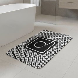 Modern Geometric Monogram Black White Badrumsmatta