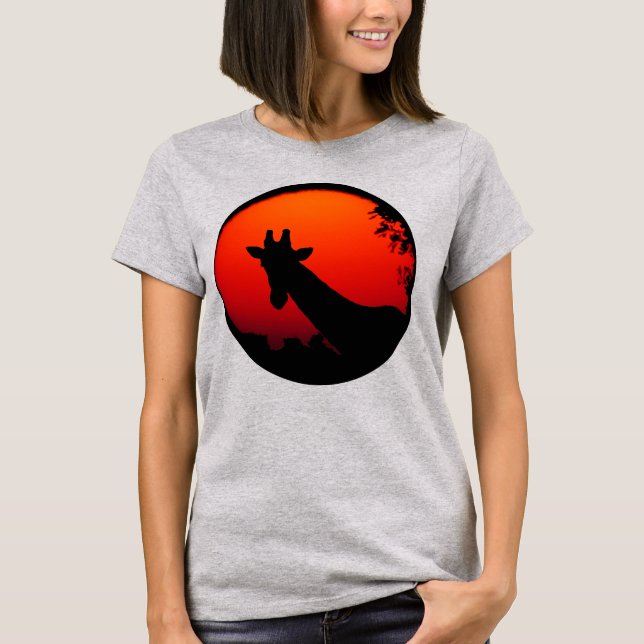 Modern giraffsiluett Orange Afrika Solnedgång T-shirt (Framsida)