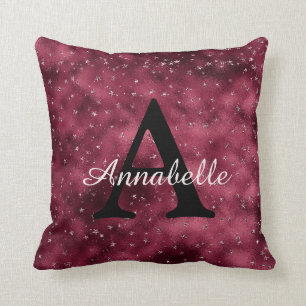 Modern Glam Burgundy Silver Gnistra Stars Monogram Kudde