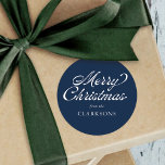 Modern God jul i marint blått Vintage Runt Klistermärke<br><div class="desc">Den moderna God jul Classic Round-etiketten för marin blå Vintage är perfekten som tillägg till dina julklappar i år,  med ett skript i vintagens format och ditt namn.</div>