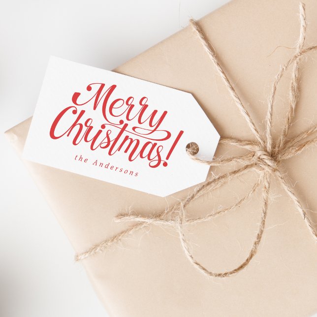 Modern God jul Presentetikett (Kraft wrap, rustic twine, red script tag—minimal, cozy holiday)