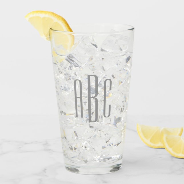 Modern Grå Enkel Trebokstavsmonogram Glaskopp (Framsida Ice)