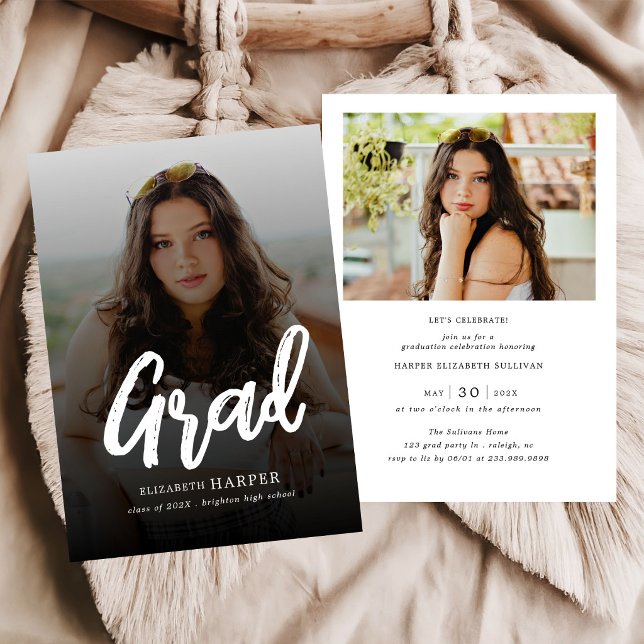 Modern Grad Brush Script Photo Graduation Inbjudningar (Skapare uppladdad)