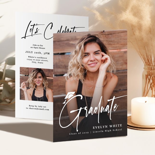 Modern Grad Cap Script 4 Photo Simple Graduation Inbjudningar (Modern Grad Cap Script 4 Photo Simple Graduation Invitation)