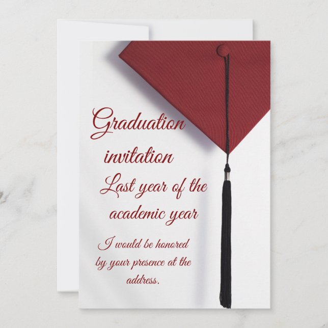 Modern Graduation Invitation with Graduation Cap Inbjudningar (Framsida)
