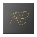 Modern Grått Guld Färg Monogram Initialer Kakelplatta<br><div class="desc">Extrem minimalistisk utformning. Jag skulle vilja rekommendera familj och vänner. Väldigt lycklig.</div>