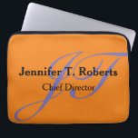 Modern grått-skriptmonogram med enkelt trendig laptop fodral<br><div class="desc">Utformning av handskriftsmonogram professionell. Välj mellan olika utformningar,  typer och typsnitt.</div>