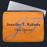 Modern grått-skriptmonogram med enkelt trendig laptop fodral<br><div class="desc">Utformning av handskriftsmonogram professionell. Välj mellan olika utformningar,  typer och typsnitt.</div>