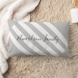 Modern grått White rand-familjens monogram namn Lumbarkudde