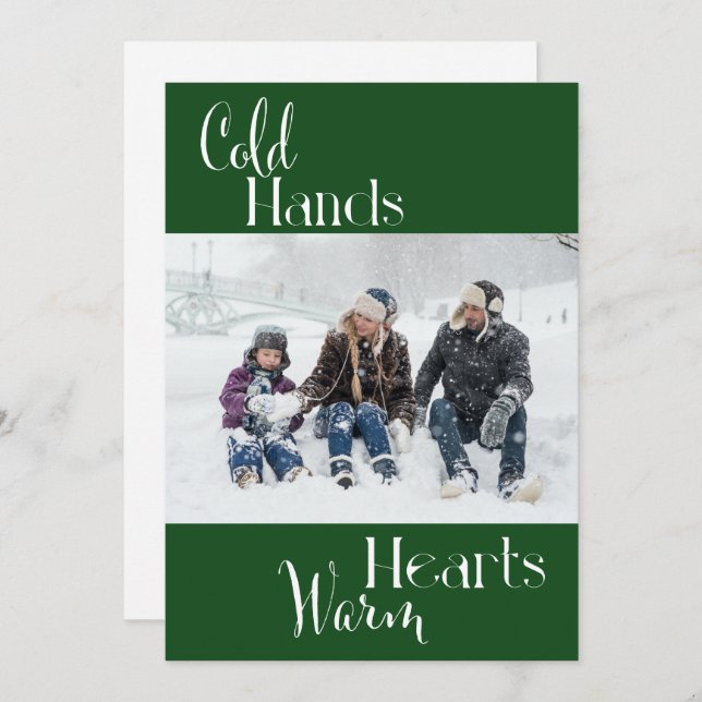 Modern Green Cold Hands Warm Hearts Family Photo Julkort (Fram/baksida)