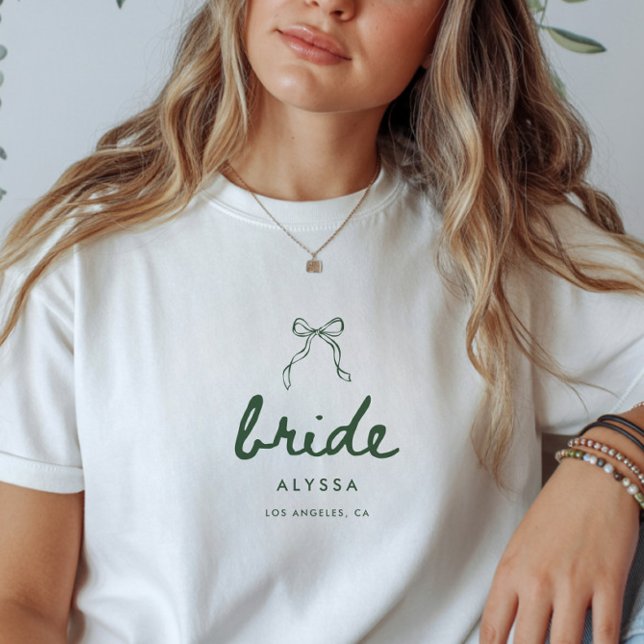 Modern Green Coquette Custom Bride's Name Wedding T Shirt (Skapare uppladdad)