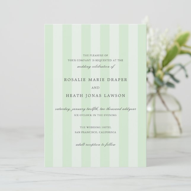 Modern Green Stripes Elegant Wedding Inbjudningar (Stående Fram)