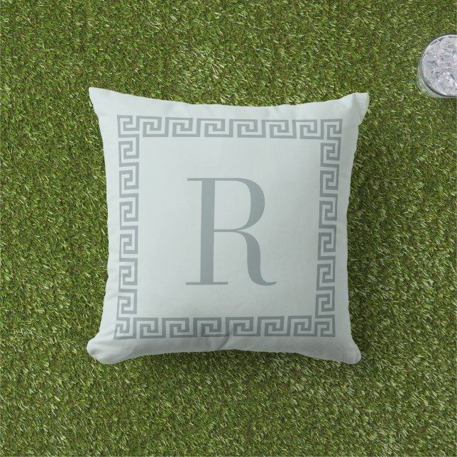 Modern grekiska Ram-monogramdammen i Nyckel Kudde (Gräs)