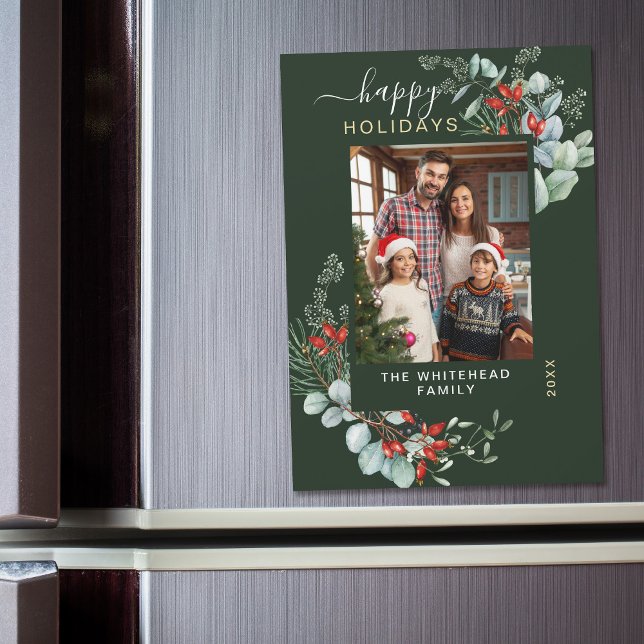 Modern Grön Botanisk Jul Foto Magnet Kort (You will love these beautiful Christmas cards! They feature botanical watercolor pine and berries.)