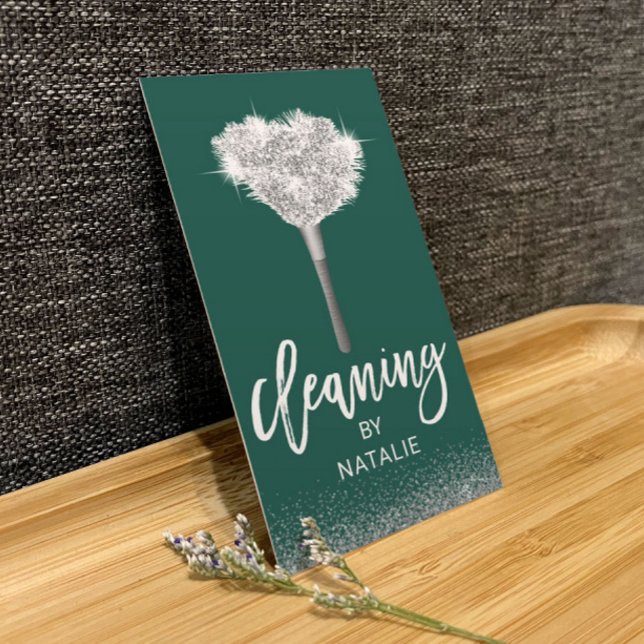 Modern Grönt House Städning Maid-tjänsten Visitkort (Skapare uppladdad)