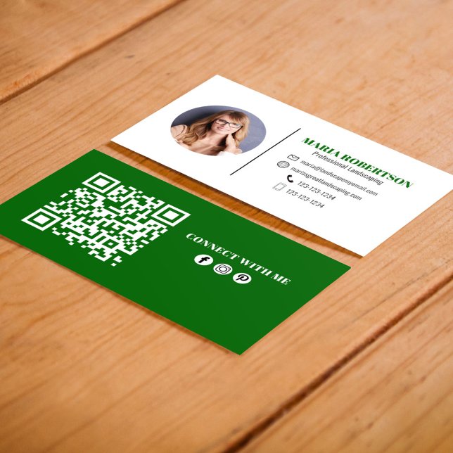 Modern Grönt - minimalistisk QR-Social-media med Q Visitkort (Minimalist modern simple green business card.)