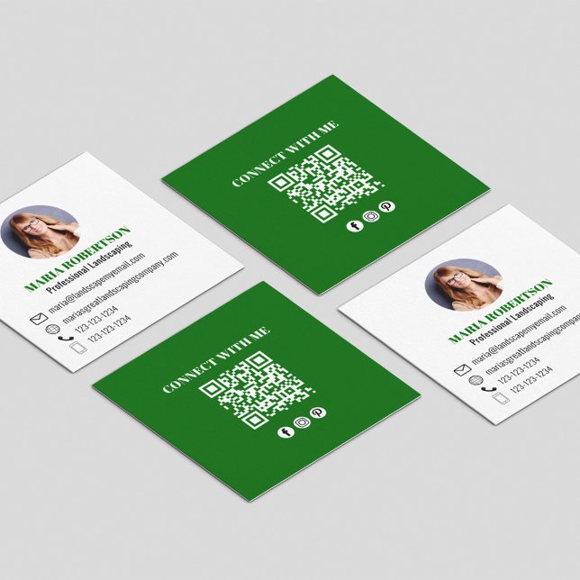 Modern Grönt QR-Social-mediefoto för QR-kod Fyrkantigt Visitkort (Minimalist modern simple square green business card.)