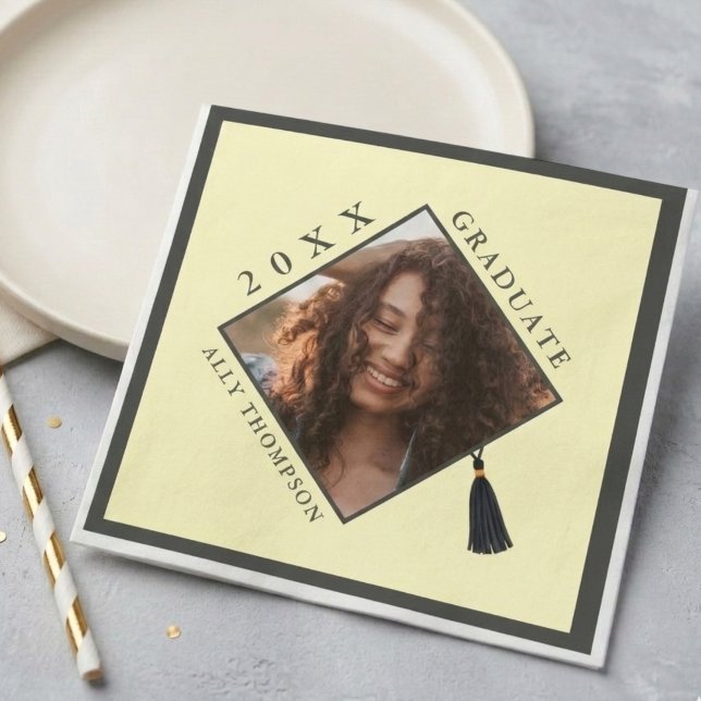 Modern gul examensmössa foto pappersservett (Modern Yellow Graduation Cap Photo Napkins)