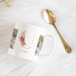 Modern Guld Flower Brev U | Två fotomonogram Kaffemugg<br><div class="desc">Modern Guld Flower Brev U | Två fotomonogram</div>