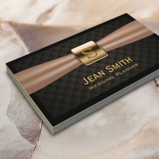 Modern Guld Monogram-Bröllopsfixaren Visitkort (Skapare uppladdad)