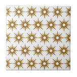 Modern Guld-Starburst Mönster i mitten av århundra Kakelplatta<br><div class="desc">Modern design i mitten av århundradet som ger vintage mönster av guld-stjärnor på vit bakgrund. Enkel, ren modern design. Skapa din egen anpassningsbar mönster genom att ladda upp en ny bild eller använda meddelandeknappen för att kontakta designern för hjälp. Så här skapar du din egen mönstrade design: 1. Välj Anpassa...</div>