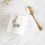 Modern Guld Watercolor Flower Brev U | Monogram Kaffemugg<br><div class="desc">Modern Guld Watercolor Flower Brev U | Monogram</div>