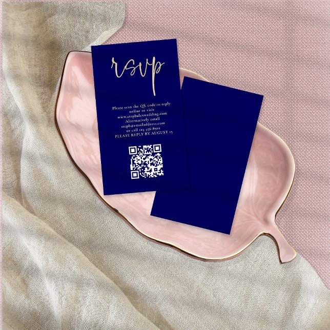 Modern guldskrift Marinblå QR-kod Bröllop RSVP  Tilläggskort (Skapare uppladdad)