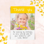 Modern Gult Girl Anpassningsbar Photo Birthday Tack Kort<br><div class="desc">Tack för ditt kort,  Modern Gult Girl Anpassningsbar Birthday. Modern tack för att du vykort för barn med gult och vit bakgrund,  tack för texten och ditt budskap och namn. Anpassa med ditt favoritfoto på en födelsedagsflicka. Tack till vänner och familj för deras gåvor och önskemål.</div>