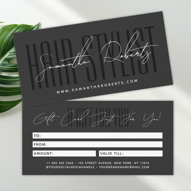 Modern hair stylist script typography gift card (Skapare uppladdad)