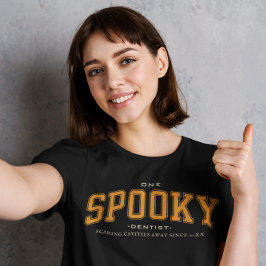Modern Halloween Spooky Dentist Est. Anpassningsba T Shirt