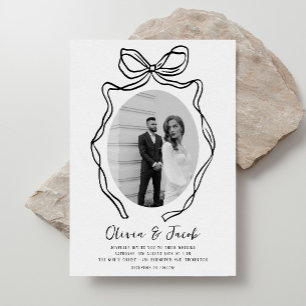 Modern Hand plockade Bow Whimsical Photo Bröllop Inbjudningar