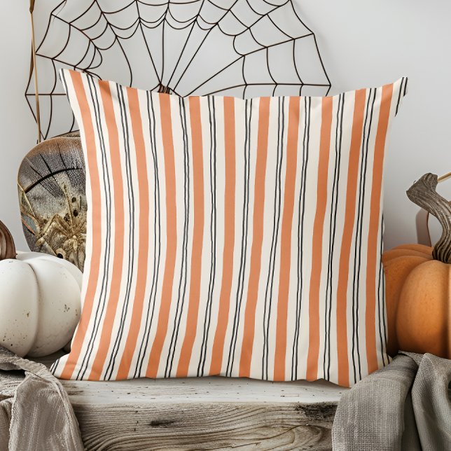 Modern Hand plockade Fall Orange och Black Stripe Kudde (Skapare uppladdad)