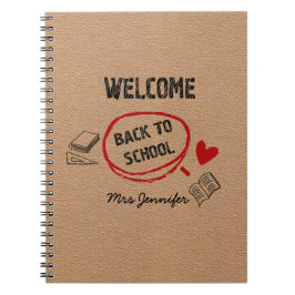 Modern Hand plockade och uthyrd Kraft Papper Anteckningsbok