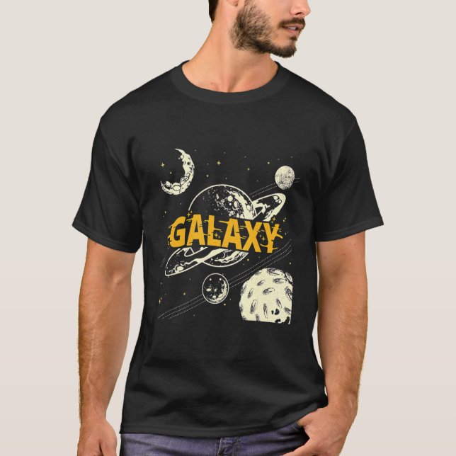 Modern Hand plockade Universe Galaxy Planet Måne T Shirt (Framsida)