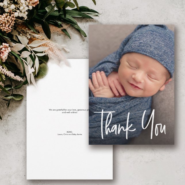 Modern Handlettering Anpassningsbar Baby Shower Bo Tack Kort (Modern handlettering script baby boy photo shower thank you card.)