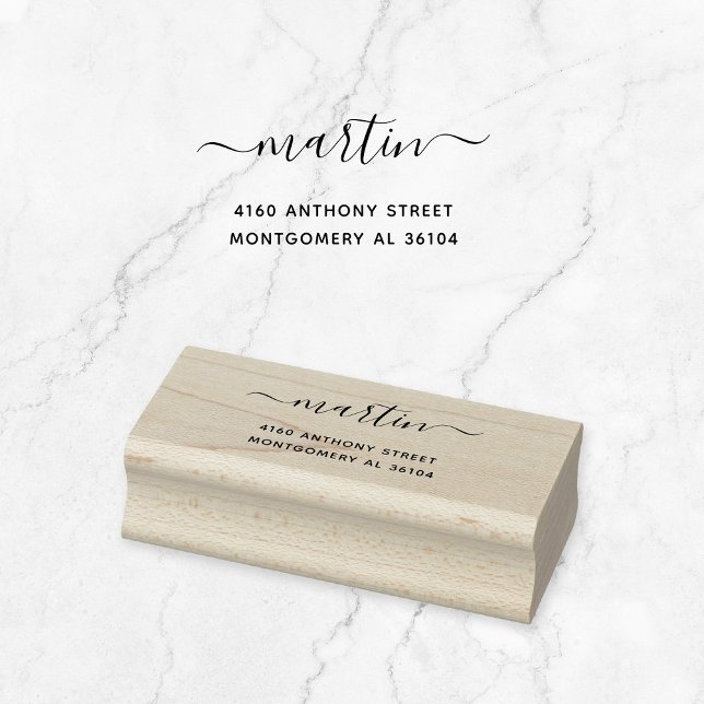 Modern handskriven Namn & Returadress 08e. Stämpel (Modern, script calligraphy with swashes wooden return address stamp. Basic typography address stamp.)