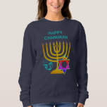 Modern Hanukkah LYCKLIG CHANUKAH T Shirt<br><div class="desc">Modern Hanukkah LYCKLIG CHANUKAH unisex sweatshirt, med ANPASSADE, designad med faux guld menorah, färgstark stjärna av David och silver färgad dreidel plus ANPASSADE HÄLSNING, så att du kan skapa din egen hälsning. Ideal manar eller kvinnors sötare för Hanukkah-säsongen. Välj från en stor del av Hanukkah-kläder och gåvor, designade av Berean...</div>