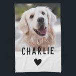 Modern Heart Hund Photo Namn Kökshandduk<br><div class="desc">Ett perfekt sätt att hedra din bästa vän av håriget - lägg till ditt eget foto och husets namn. // Obs! Fotot som används är endast en platshållarbild. Du måste ersätta med ett eget foto innan du beställer/skriver ut. Kontakta mig om du behöver hjälp med detta. // Behöver du hjälp...</div>