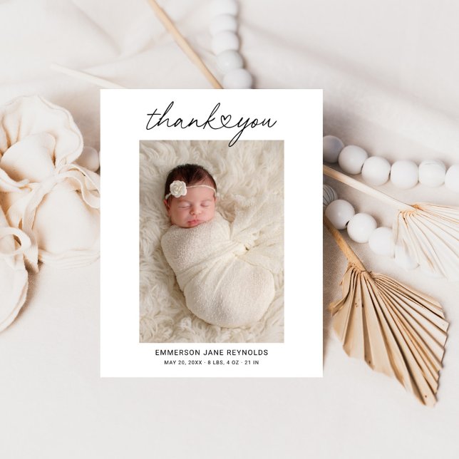 Modern Heart Script Custom Newborn Baby Photo Tack Kort (Skapare uppladdad)